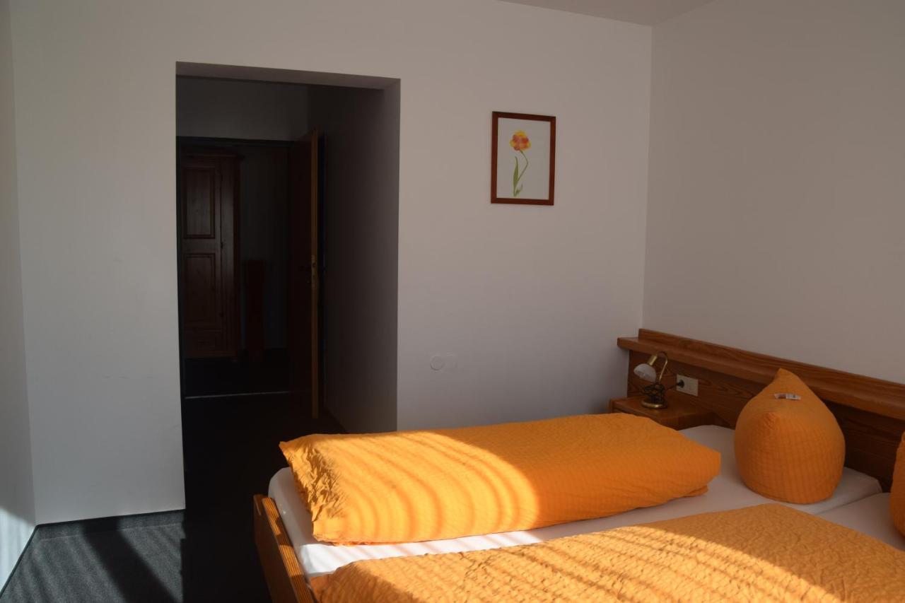 Hotel-Gasthof Roessle อูล์ม ภายนอก รูปภาพ