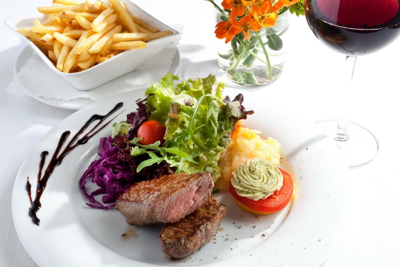 Hotel-Gasthof Roessle อูล์ม ภายนอก รูปภาพ